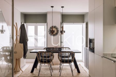 2 bedroom luxury Apartment for rent in Lisbon, Portugal - Photo 4