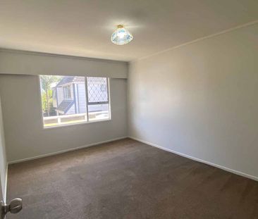 Tidy Unit - Great Location! - Photo 3