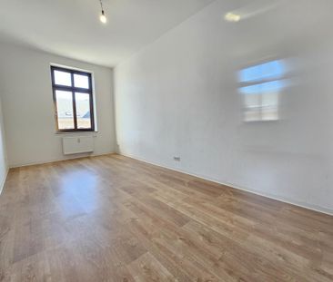 Living in a super central location - Photo 1