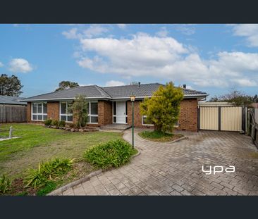 3 Monterey Ct, Sunbury, Vic 3429 - Photo 4