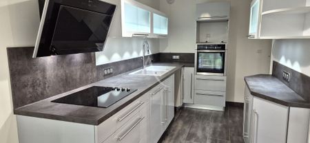 Location Appartement 3 pièces 81m² - Photo 2