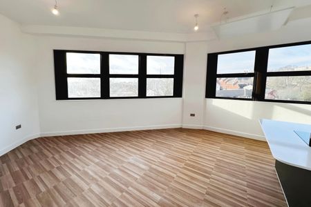 Waterside House, Waterside North, LINCOLN - Photo 2