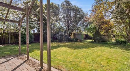 Conveniently Located - schools at your doorstep - Photo 2