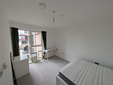 2 Bed Flat, Effra Gardens, E16 - Photo 3