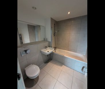 2 Bed Flat, Tower House, SE13 - Photo 2