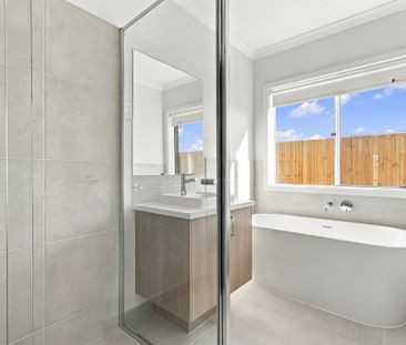 Brand New Family Home - Photo 5