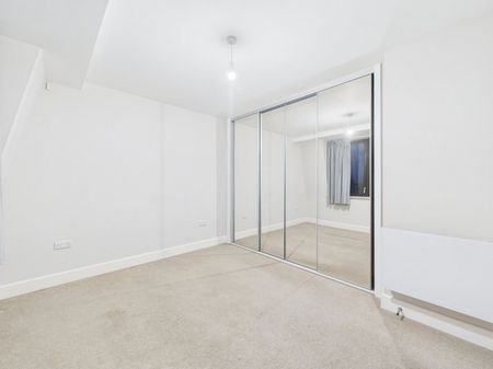 St. Leonards Road, Windsor, Berkshire,SL4 - Photo 2