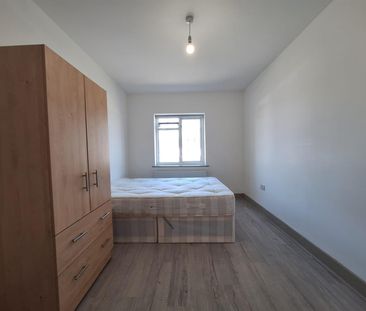 Limbury Road, Luton LU3, London - Photo 2