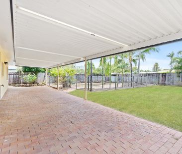 3 BEDROOM + OFFICE WITH POOL - Photo 1