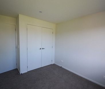 2 bedroom with dedicating off street carpark - Photo 2
