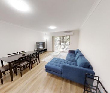 Chippendale - Photo 2