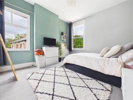 3 bedroom apartment to rent - Photo 5