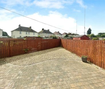 2 bedroom end of terrace house to rent - Photo 4