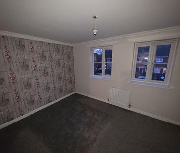 3 bedroom terraced house to rent - Photo 4