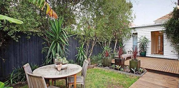 28 Allan Street, Brunswick VIC 3056 - Photo 2