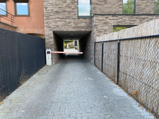 TE HUUR: Gezellig 2-slaapkamers Appartement met vloerverwarming in Centraal Olsene - Foto 1