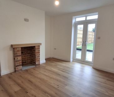 Burton Lane - Photo 2