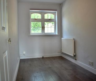 3 bedroom end of terrace house to rent - Photo 1