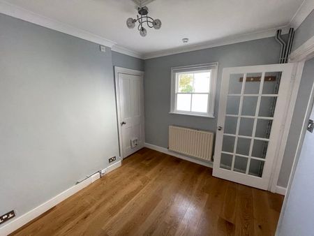 1 bed flat to rent in Watts Avenue, Rochester, ME1 - Photo 2