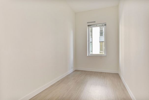 Te huur: Appartement 1e Lulofsdwarsstraat 10 F in Den Haag - Foto 1