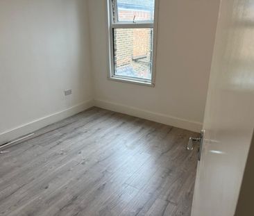 Room in a Shared House, Forest Road, E17 - Photo 2