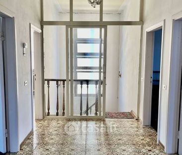 Appartamento in Affitto in Via del Gelsomino a Firenze - Photo 2
