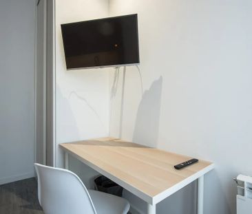 Calle de las Hileras, Madrid, Community of Madrid 28013 - Photo 5