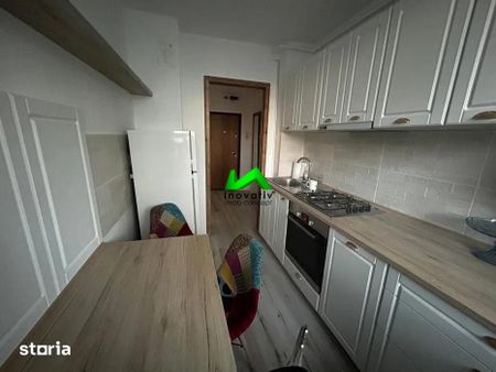 Apartament de inchiriat 2 camere decomandat Sibiu Mihai Viteazul - Fotografie 2