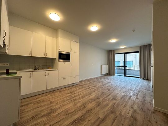 Assistentiewoning in Residentie De Zilvertorens te Boekhoute - Photo 1