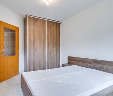Pronájem bytu 2+kk 52 m², V Honech , Klecany - Fotografie 4