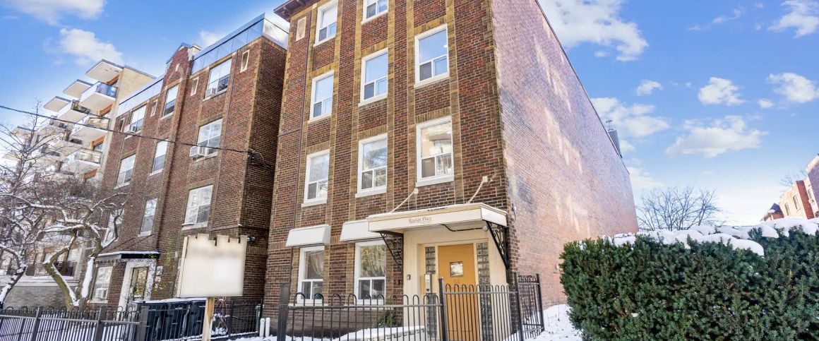 Raglan Gardens — 1 Bedroom 1 Bath - Photo 1