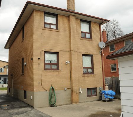 For Lease - 49 Algoma Street Unit# Basement, Toronto, Ontario - Photo 4