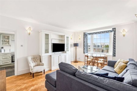 A beautifully renovated apartment in a superb Notting Hill mansion block - Photo 2