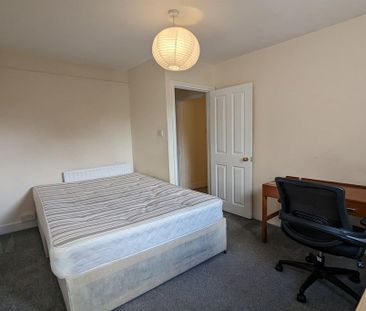 5 bedroom terraced house to rent - Photo 3