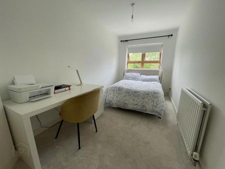 Apt 14, Danesfort, Belfast, BT9 5QL - Photo 3