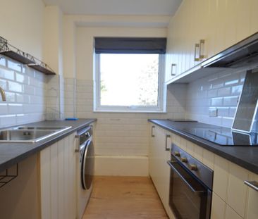 1 bedroom Apartment to rent - Photo 3