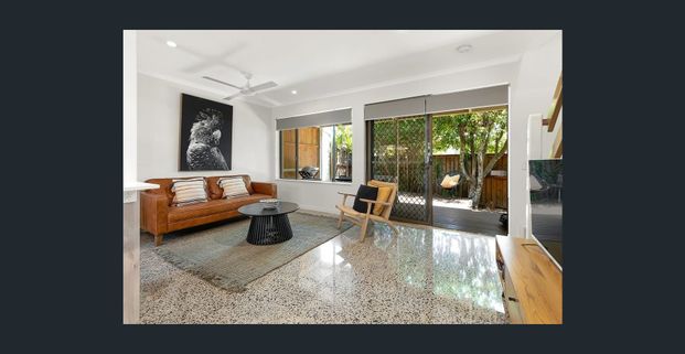 Fully Furnished Luxury Living in the Heart of Tewantin - Photo 1