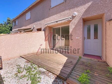 Appartement Cabannes 3 pièce(s) 66 m2 avec cour privative, - Photo 4