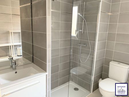 Location Appartement 1 pièce 25m² - Photo 3