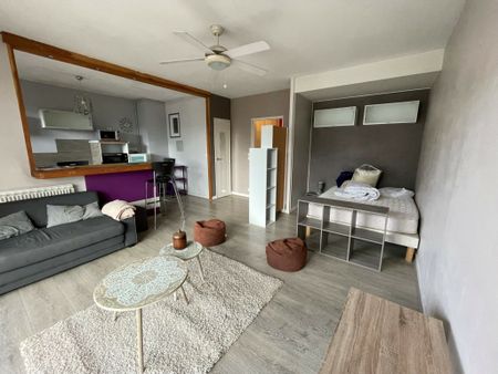 Appartement T1 meublé – Centre Ville – Location - Photo 3