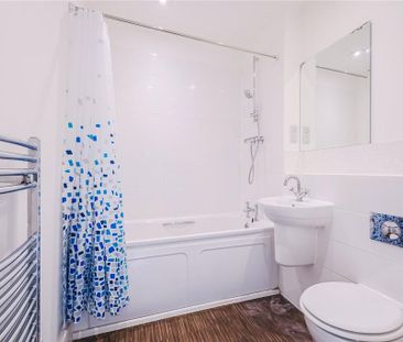 2 bedroom apartment to rent - Photo 5