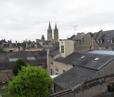 A LOUER F2 CENTRE DE CAEN AVEC PARKING, - Photo 1