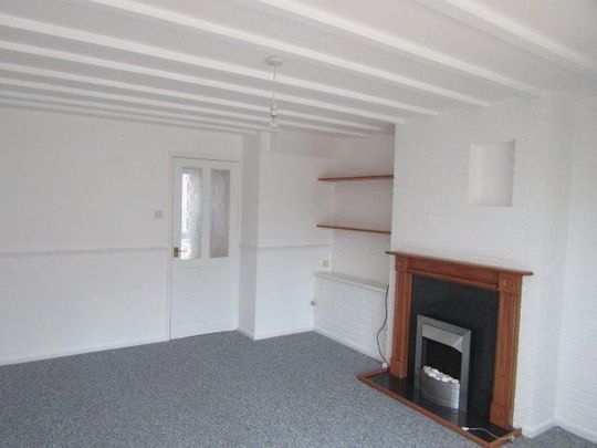 2 bedroom terraced house to rent - Photo 1