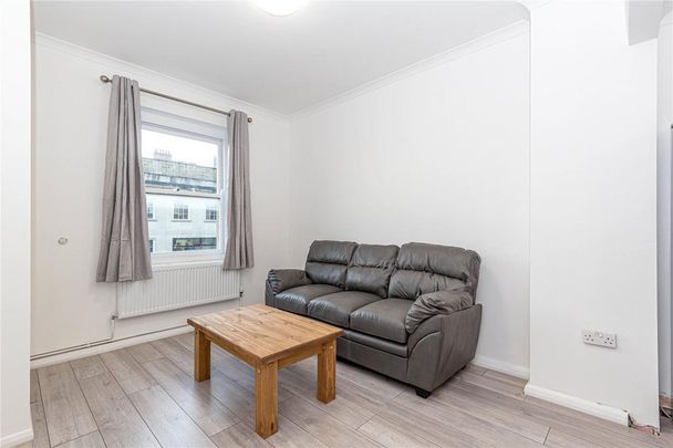 3 bedroom apartment to rent - Photo 1