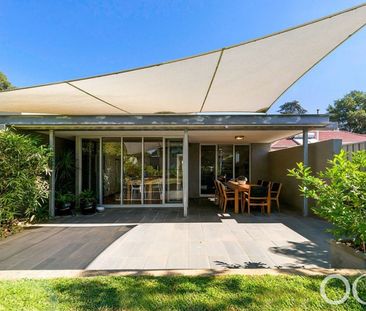 Open the Door to Architectural Brilliance - Photo 2