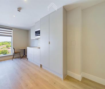 Studio to rent - Photo 4