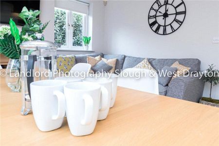 1 bedroom terraced house to rent - Photo 2