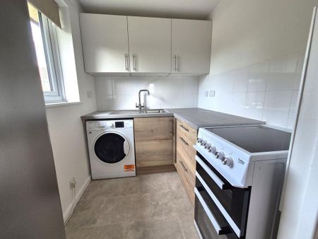 Studio to rent - Photo 4