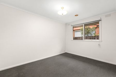 4/17 Clyde Street, Kew East VIC 3102 - Photo 2