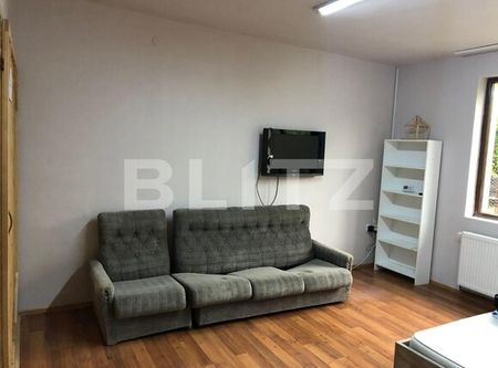 Apartament la casa, 3 camere, 75 mp, zona strazii Oasului - Photo 4